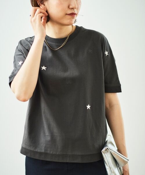 le. coeur blanc/ルクールブラン 《一部店舗/WEB限定》【vaneum】スター刺繍Tシャツ C/グレー 38 le. coeur blanc/ルクールブラン 《一部店舗/WEB限定》【vaneum】スター刺繍Tシャツ C/グレー 38