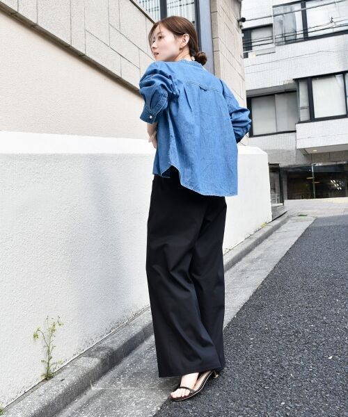 le.coeur blanc / ルクールブラン シャツ・ブラウス | 《軽い素材》スタンドネックパールボタンシャツ | 詳細16