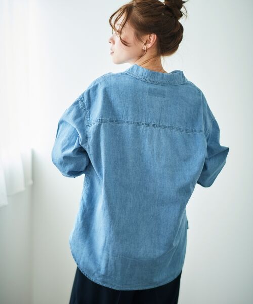 le.coeur blanc / ルクールブラン シャツ・ブラウス | 《軽いシャツ素材》パールボタンデニムシャツ | 詳細8