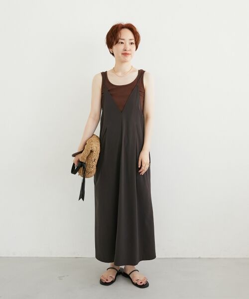 le.coeur blanc / ルクールブラン ロング・マキシ丈ワンピース | ナイロンVネックキャミワンピース | 詳細13
