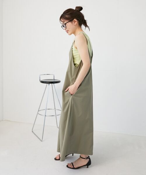 le.coeur blanc / ルクールブラン ロング・マキシ丈ワンピース | ナイロンVネックキャミワンピース | 詳細25