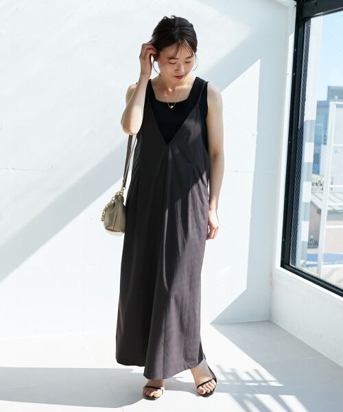 le.coeur blanc / ルクールブラン ロング・マキシ丈ワンピース | ナイロンVネックキャミワンピース | 詳細4