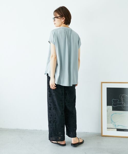 le.coeur blanc / ルクールブラン シャツ・ブラウス | 《手洗い可能》T/R追撚フレンチスリーブブラウス | 詳細29