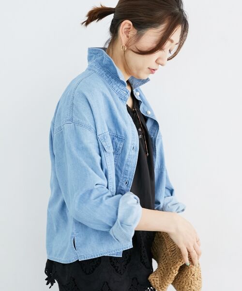 le.coeur blanc / ルクールブラン シャツ・ブラウス | 《軽い素材》パールボタンコンパクトデニムシャツ | 詳細20