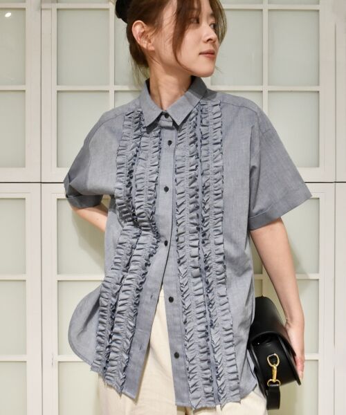 le.coeur blanc / ルクールブラン シャツ・ブラウス | 《1枚で着映え！》フロントフリルレギュラーカラー半袖シャツ | 詳細15