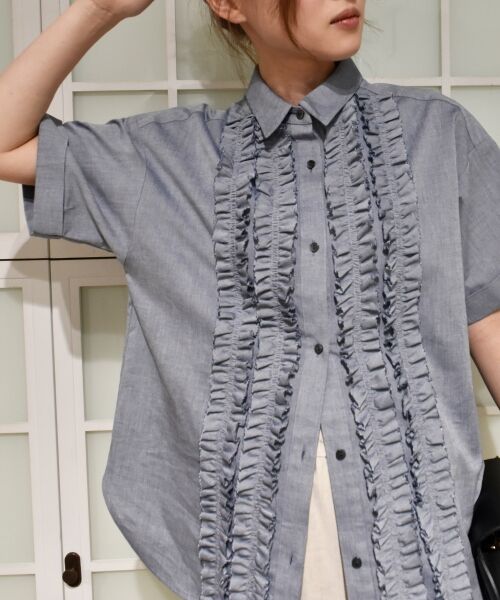 le.coeur blanc / ルクールブラン シャツ・ブラウス | 《1枚で着映え！》フロントフリルレギュラーカラー半袖シャツ | 詳細16