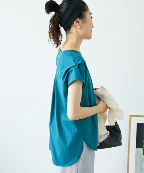 le.coeur blanc / ルクールブラン シャツ・ブラウス | ナイロンストレッチフレンチタックスリーブブラウス | 詳細4