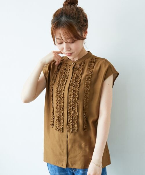 le.coeur blanc / ルクールブラン シャツ・ブラウス | 《手洗い可能》シルキーローンフロントフリルフレンチブラウス | 詳細3