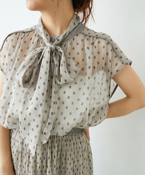 le.coeur blanc / ルクールブラン シャツ・ブラウス | 楊柳フラワープリントフレンチブラウス | 詳細4