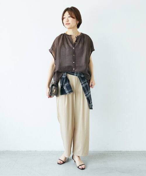 le.coeur blanc / ルクールブラン シャツ・ブラウス | 《手洗い可能》シアーギャザーフレンチ2wayブラウス | 詳細9