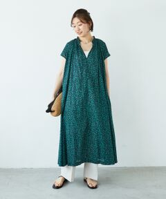 le.coeur blanc / ルクールブラン ロング・マキシ丈ワンピース | 《手洗い可能》フラワープリントネックギャザーワンピース