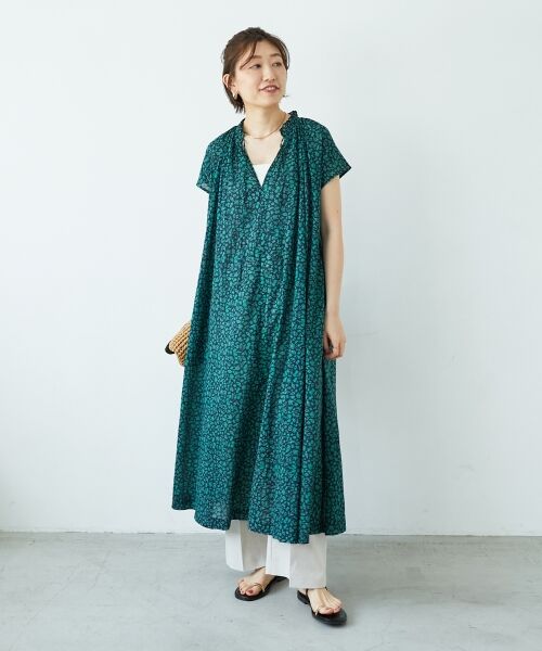 le.coeur blanc / ルクールブラン ロング・マキシ丈ワンピース | 《手洗い可能》フラワープリントネックギャザーワンピース | 詳細14