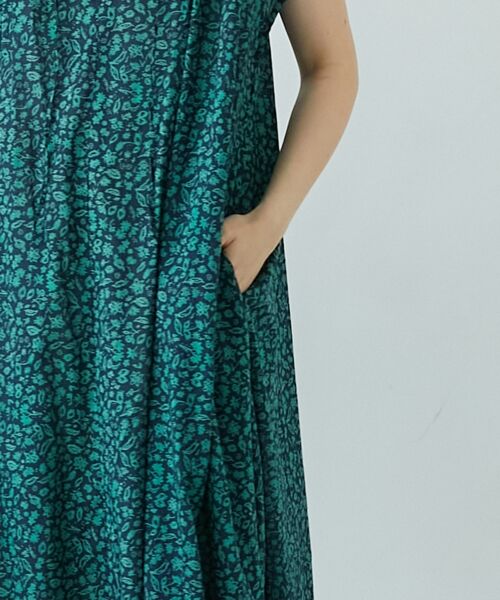 le.coeur blanc / ルクールブラン ロング・マキシ丈ワンピース | 《手洗い可能》フラワープリントネックギャザーワンピース | 詳細19