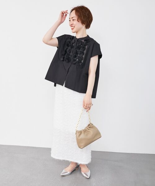 le.coeur blanc / ルクールブラン シャツ・ブラウス | 《手洗い可能》TORRAZZO DONNAフラワーモチーフフレンチスリーブ | 詳細7