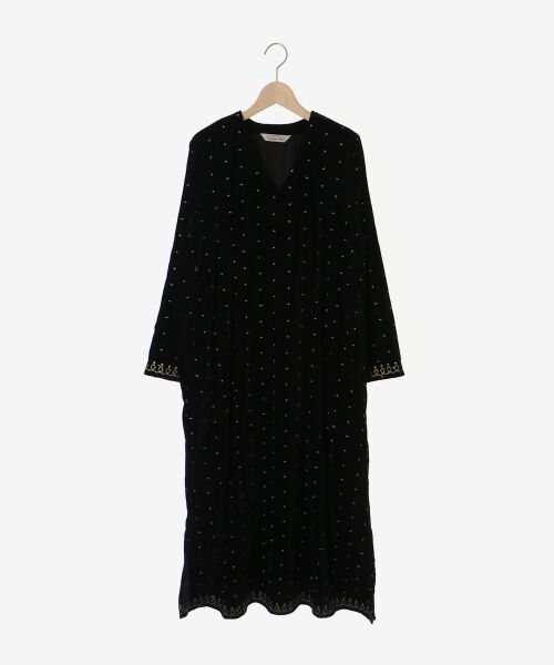 le.coeur blanc / ルクールブラン ロング・マキシ丈ワンピース | TORRAZZO DONNAベロア刺繍ワンピース | 詳細1