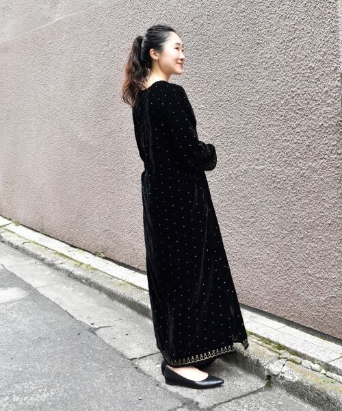 le.coeur blanc / ルクールブラン ロング・マキシ丈ワンピース | TORRAZZO DONNAベロア刺繍ワンピース | 詳細12