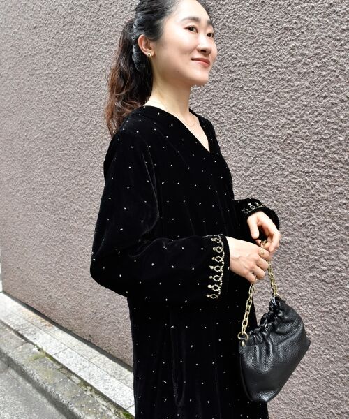 le.coeur blanc / ルクールブラン ロング・マキシ丈ワンピース | TORRAZZO DONNAベロア刺繍ワンピース | 詳細20