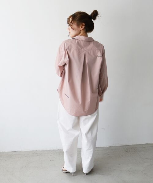 le.coeur blanc / ルクールブラン シャツ・ブラウス | 《WEB限定アイテム》レタリング刺繍シャツ | 詳細14