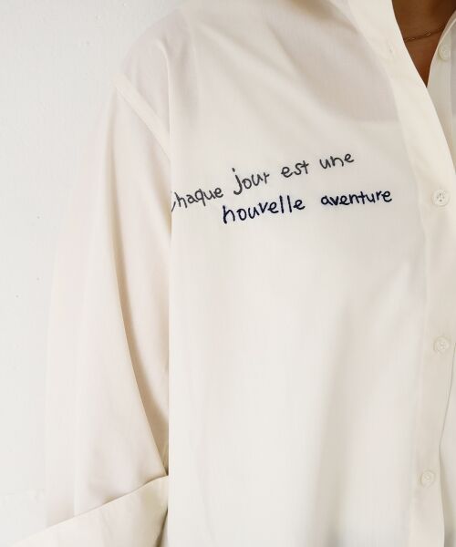 le.coeur blanc / ルクールブラン シャツ・ブラウス | 《WEB限定アイテム》レタリング刺繍シャツ | 詳細27