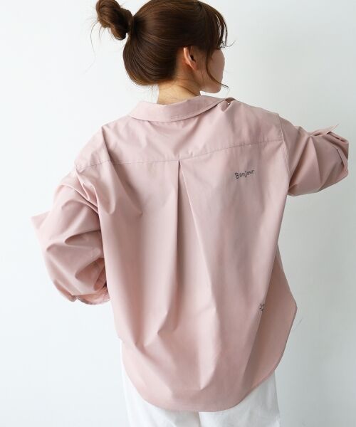 le.coeur blanc / ルクールブラン シャツ・ブラウス | 《WEB限定アイテム》レタリング刺繍シャツ | 詳細8