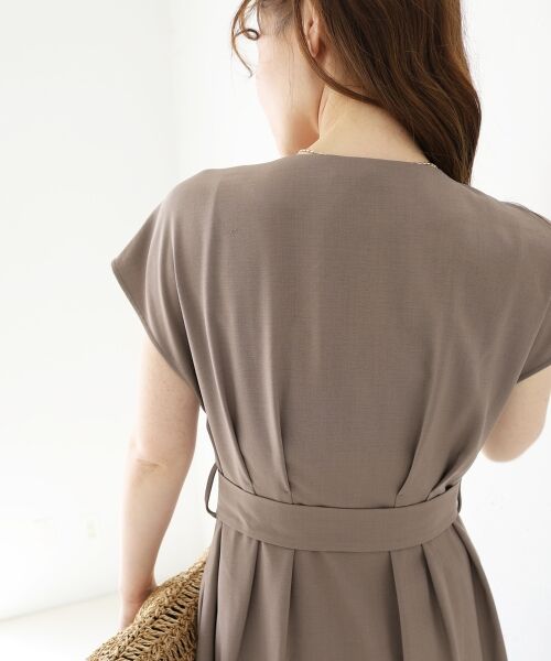 le.coeur blanc / ルクールブラン ロング・マキシ丈ワンピース | 《WEB限定アイテム》リネンライクフロントボタンワンピース | 詳細15