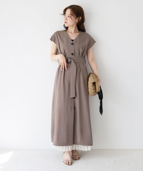 le.coeur blanc / ルクールブラン ロング・マキシ丈ワンピース | 《WEB限定アイテム》リネンライクフロントボタンワンピース(モカ)