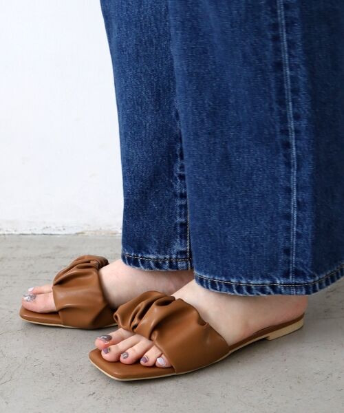 le.coeur blanc / ルクールブラン サンダル | 《WEB限定アイテム》ギャザーフラットサンダル | 詳細8
