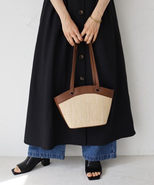 le.coeur blanc / ルクールブラン ショルダーバッグ | 《WEB限定アイテム》ポーチ付きショルダーバッグ | 詳細10