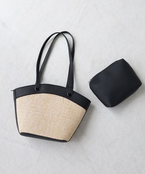 le.coeur blanc / ルクールブラン ショルダーバッグ | 《WEB限定アイテム》ポーチ付きショルダーバッグ | 詳細2