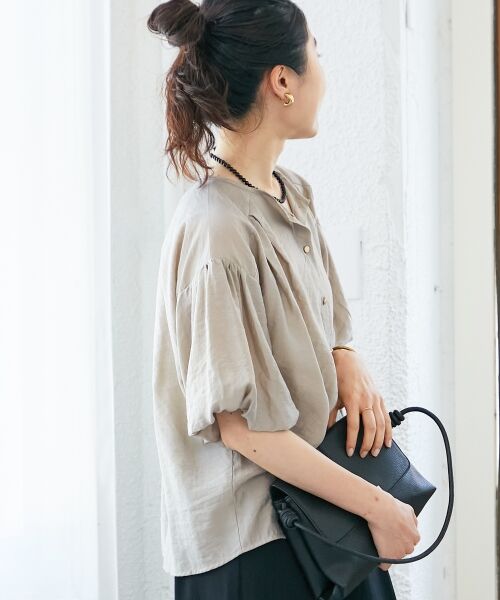 le.coeur blanc / ルクールブラン シャツ・ブラウス | 《手洗い可能》サテンノーカラーバルーンブラウス | 詳細16