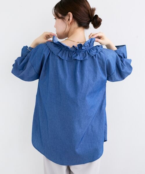 le.coeur blanc / ルクールブラン シャツ・ブラウス | フリルネックデニムブラウス | 詳細9