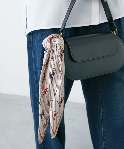 le.coeur blanc / ルクールブラン バンダナ・スカーフ | 《WEB限定アイテム》ホースプリントプリーツスカーフ | 詳細3