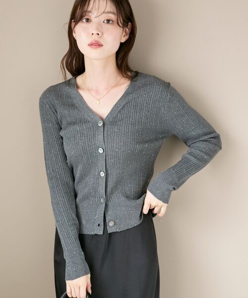 le.coeur blanc / ルクールブラン カーディガン・ボレロ | 《手洗い可能》スパンコールリブVネックカーディガン | 詳細2
