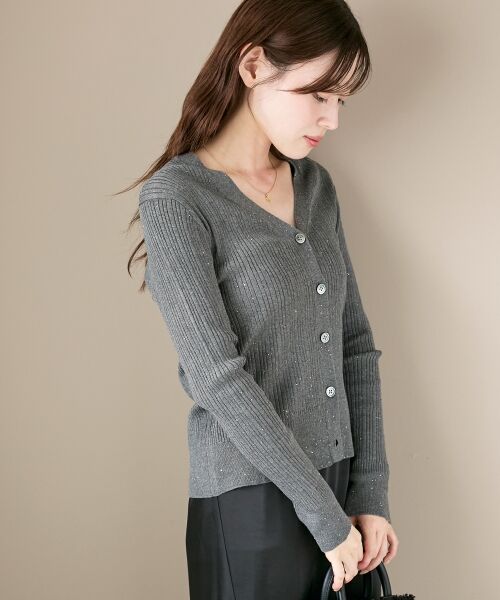 le.coeur blanc / ルクールブラン カーディガン・ボレロ | 《手洗い可能》スパンコールリブVネックカーディガン | 詳細4