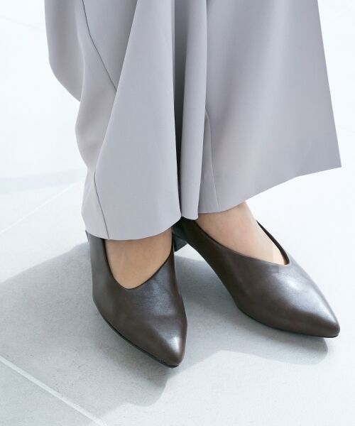 le.coeur blanc / ルクールブラン パンプス | 《WEB限定アイテム》アシンメトリーカットパンプス | 詳細11