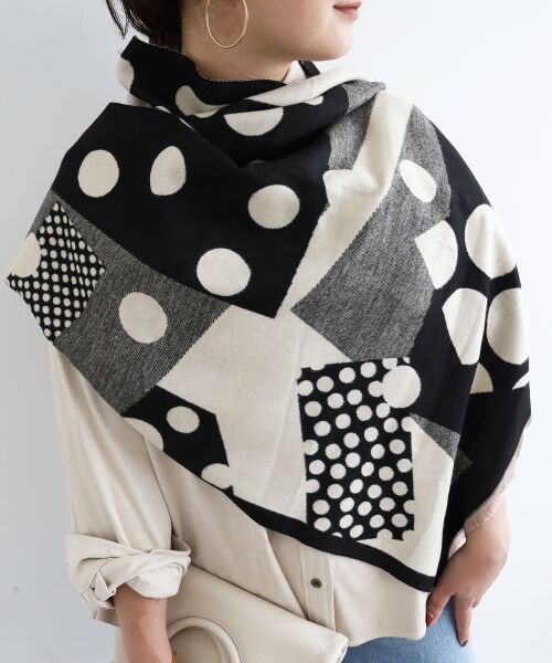 le.coeur blanc / ルクールブラン マフラー・ショール・スヌード・ストール | 《WEB限定アイテム》アソート柄大判ストール | 詳細3