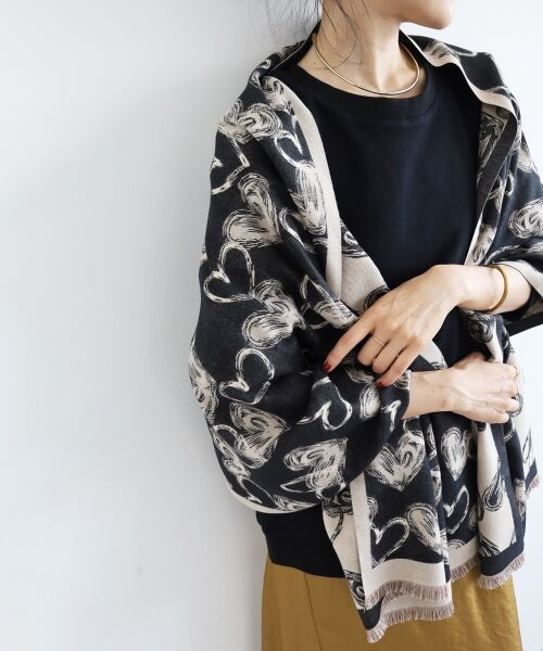 le. coeur blanc/ルクールブラン 《WEB限定アイテム》アソート柄大判ストール ブラック柄 FREE