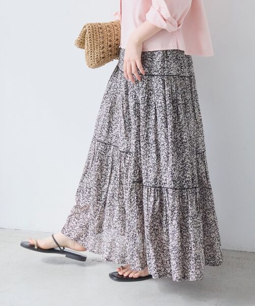 le.coeur blanc / ルクールブラン ロング・マキシ丈スカート | Fanaka別注フラワー柄スカート（ブラック柄）