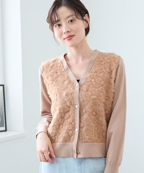 le.coeur blanc / ルクールブラン カーディガン・ボレロ | 《手洗い可能》フラワーチュール刺繍Vネックカーディガン | 詳細2