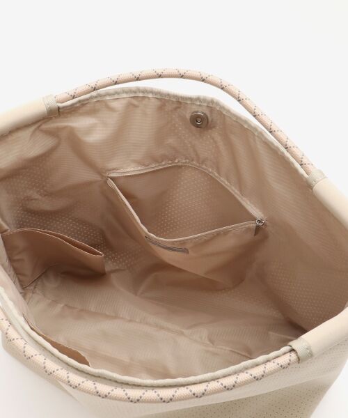 le.coeur blanc / ルクールブラン トートバッグ | ネオプレーンパンチングトート | 詳細5