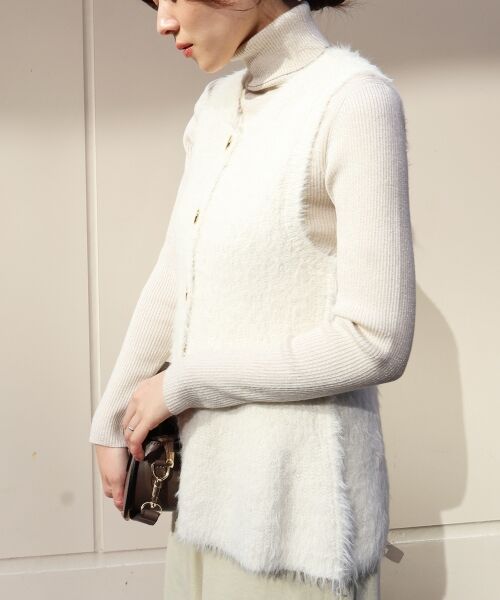 le.coeur blanc / ルクールブラン ベスト | 《WEB限定アイテム》フェザーヤーンラメニットベスト | 詳細4