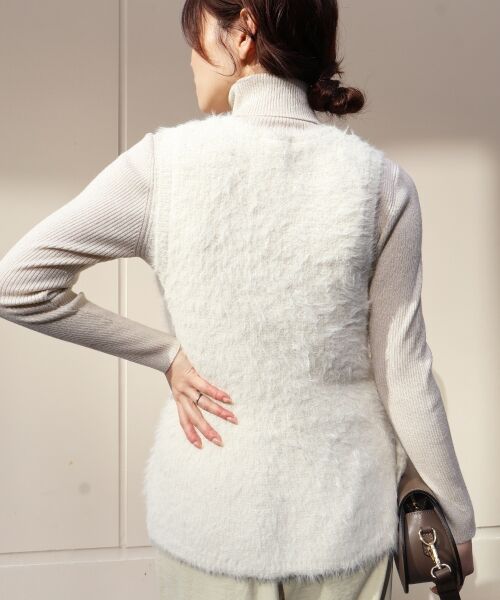 le.coeur blanc / ルクールブラン ベスト | 《WEB限定アイテム》フェザーヤーンラメニットベスト | 詳細6