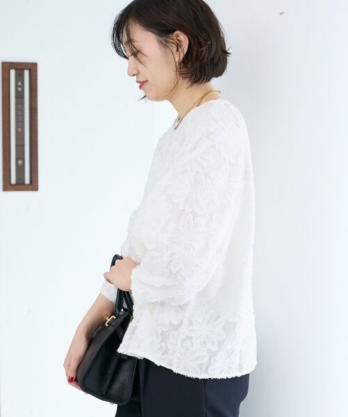 le.coeur blanc / ルクールブラン シャツ・ブラウス | フラワージャガードランタンスリーブブラウス | 詳細3