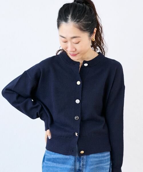 le.coeur blanc / ルクールブラン カーディガン・ボレロ | ビジューボタンカーディガン（ネイビー）