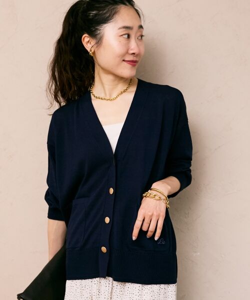 le.coeur blanc / ルクールブラン カーディガン・ボレロ | ウォッシャブル刺繍Vネックカーデ（ネイビー）