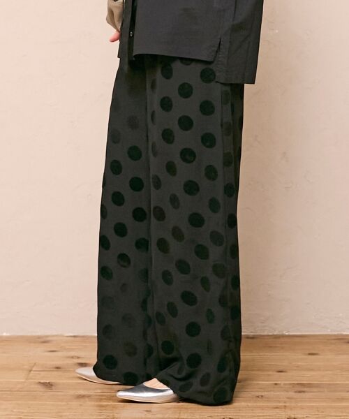 le.coeur blanc / ルクールブラン その他パンツ | 《WEB限定アイテム》フロッキードットイージーパンツ | 詳細13