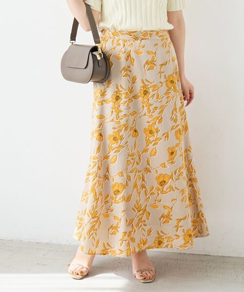 le.coeur blanc / ルクールブラン ロング・マキシ丈スカート | 【日本製】サテンフラワープリントフレアスカート | 詳細2