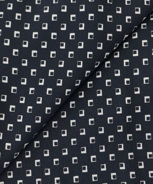 le.coeur blanc / ルクールブラン シャツ・ブラウス | 【日本製】シャーリングネック幾何柄ブラウス | 詳細13