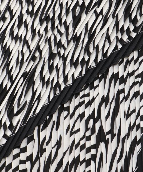 le.coeur blanc / ルクールブラン バンダナ・スカーフ | 《WEB限定アイテム》ゼブラプリントプリーツスカーフ | 詳細13