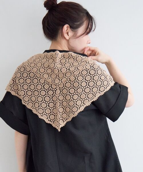 le.coeur blanc / ルクールブラン マフラー・ショール・スヌード・ストール | 《WEB限定アイテム》レース三角ストール | 詳細11